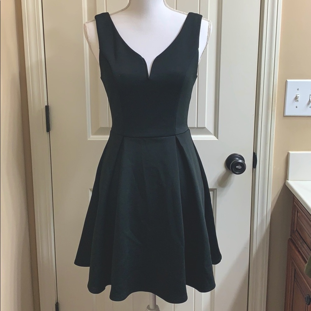 Aina Be Black dress